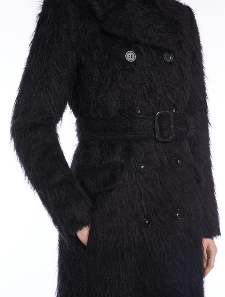Kåpe | Modico Double-Breasted Coat in Long-Pile Fabric