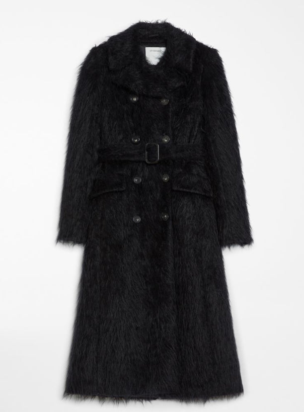 Kåpe | Modico Double-Breasted Coat in Long-Pile Fabric