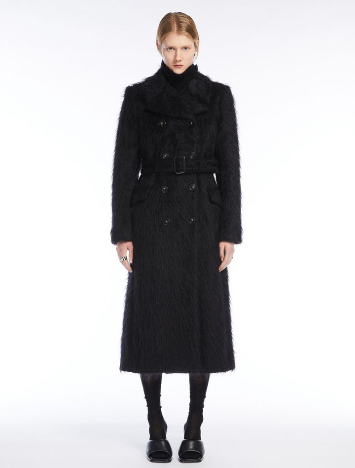 Kåpe | Modico Double-Breasted Coat in Long-Pile Fabric