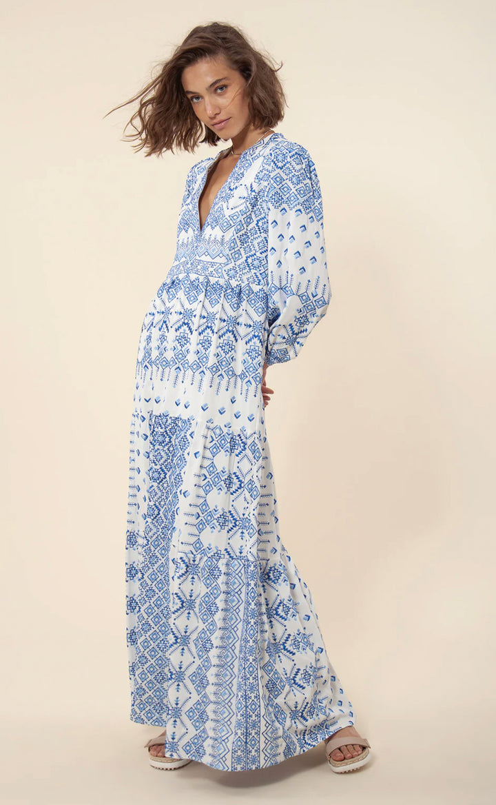 Kjole | Clary Maxi Embroidered Blue